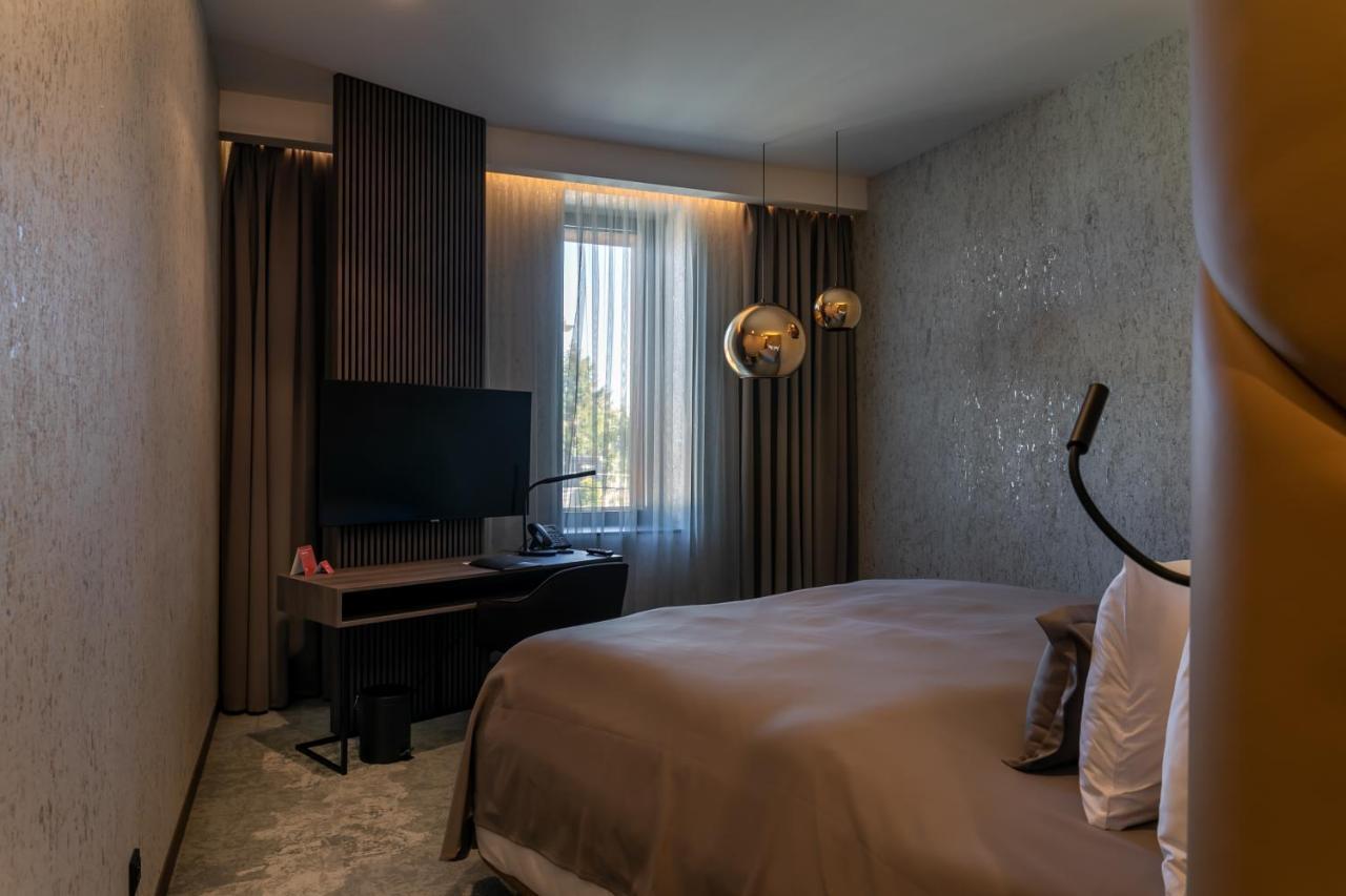 Theatre Hotel Olomouc Bagian luar foto