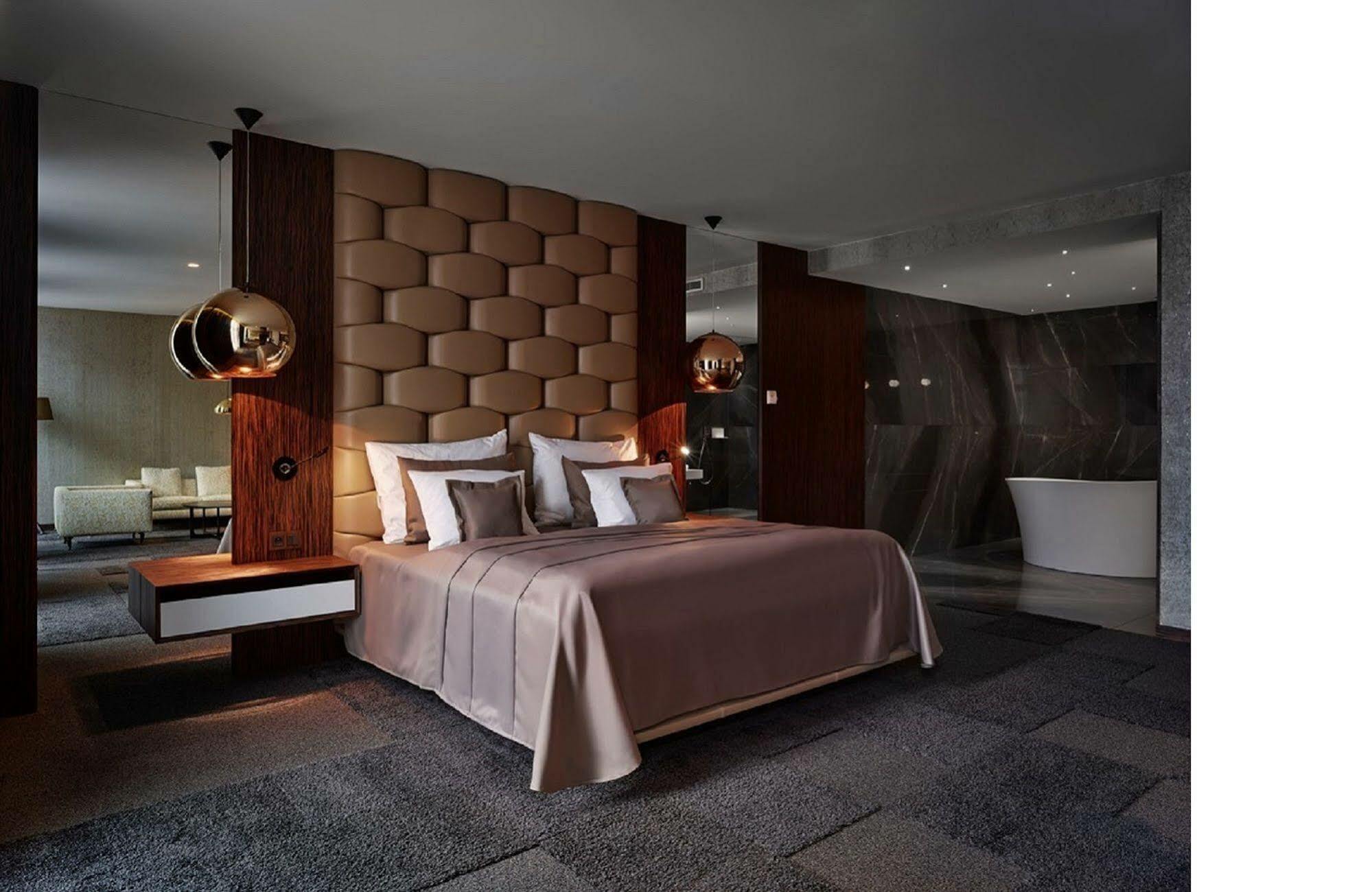 Theatre Hotel Olomouc Bagian luar foto